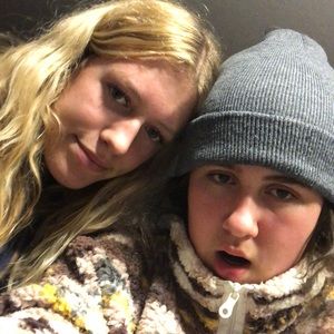 Meet your Posher, Eve